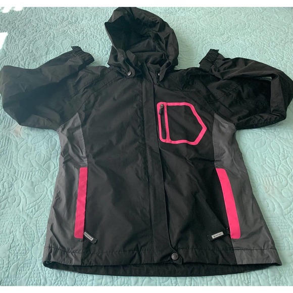 KILLTEC TECHNICAL OUTDOOR HOODED JACKET, GIRLS 10, BLACK WITH PINK/GREY TRIM - Picture 4 of 12